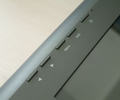 超級高端的享受 友基17寸液晶數位屏UG-1710A