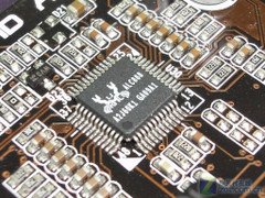 出眾超頻表現 悍馬USB3版890GX售799元