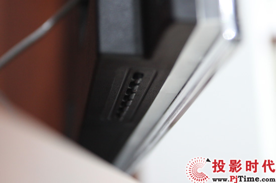 ����LED46X8000D�ҕ �C���������p