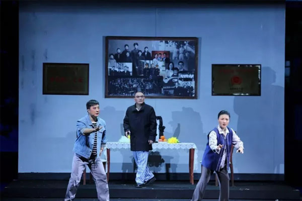 DETͶӰCȫײF}ĬF愡