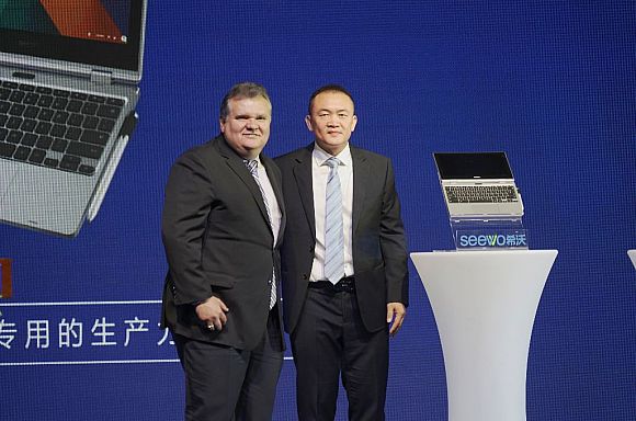 為學而生!希沃攜手英特爾正式發(fā)布seewoBook