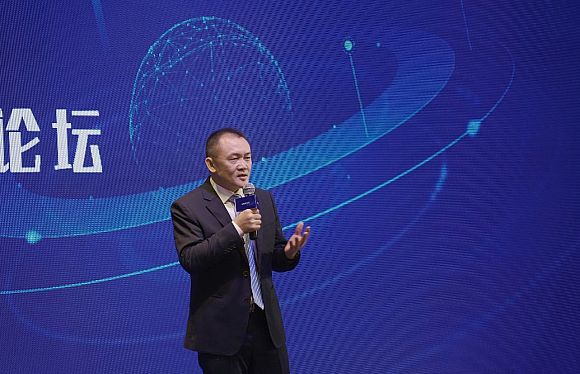 為學而生!希沃攜手英特爾正式發(fā)布seewoBook