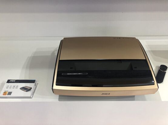 以激光電視定義未來智能家居 堅果AWE 2019展臺亮硬實力