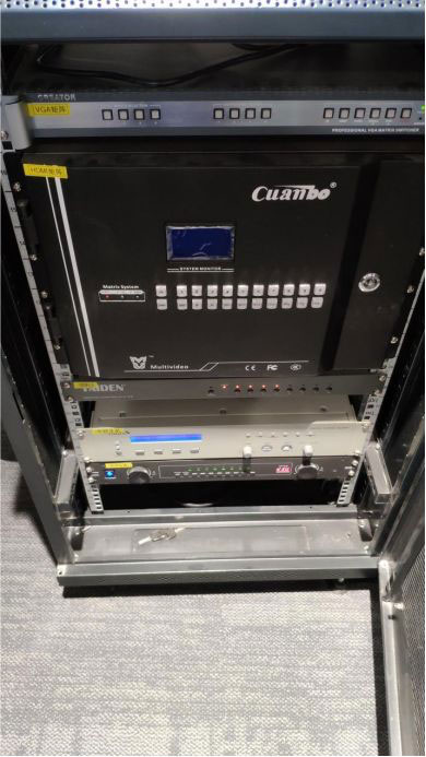 寬博高清混合矩陣落地天津農商銀行