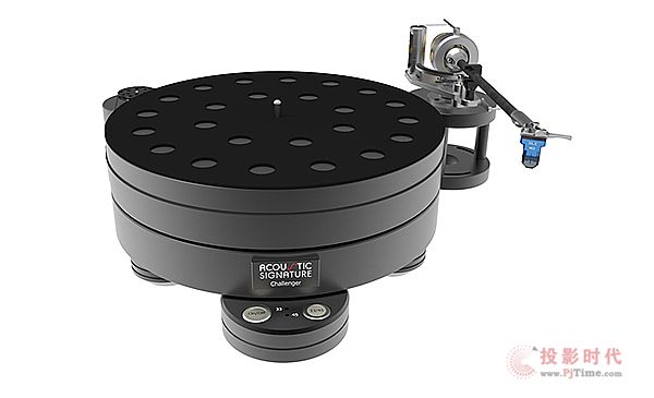最多可用三唱臂、三馬達:Acoustic Signature唱盤