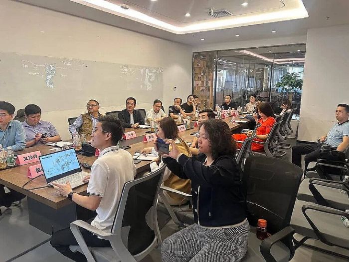 邀請瑞云科技加強與廣西高校之間的聯(lián)系與合作