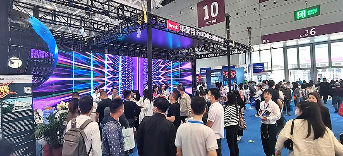 華美特閃耀SILE展,傾力打造視覺盛宴:LED小間距、COB小間距、LED透明屏、LED互動地磚屏、創意異形屏等亮相