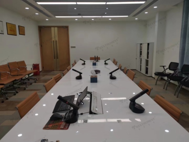 雷蒙電子全數字會議系統應用于貴州省某市人民政府等