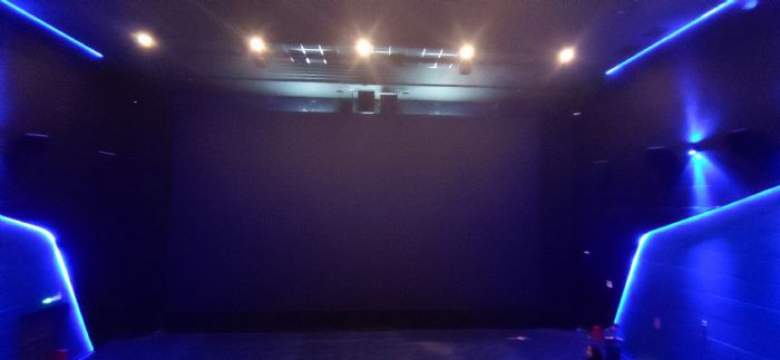 佳聯案例丨武漢星軼STARX- LED巨幕影城