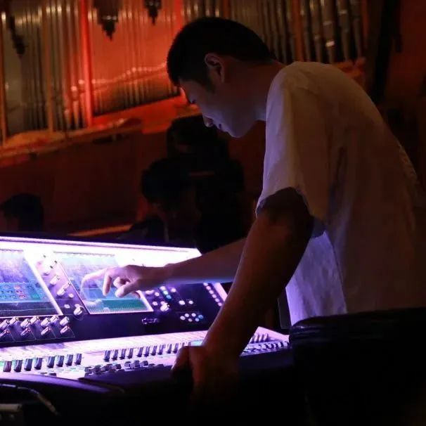 易科國際為Mr. Miss · 劉戀 × 杜凱演唱會提供全套擴聲系統(tǒng)解決方案,助力展現(xiàn)魅力“爵”活