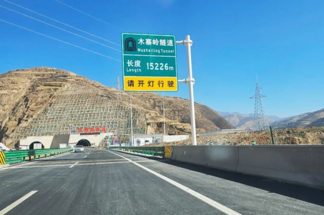 15ľկXͨ܇ح˼ɫˇg@Fμ