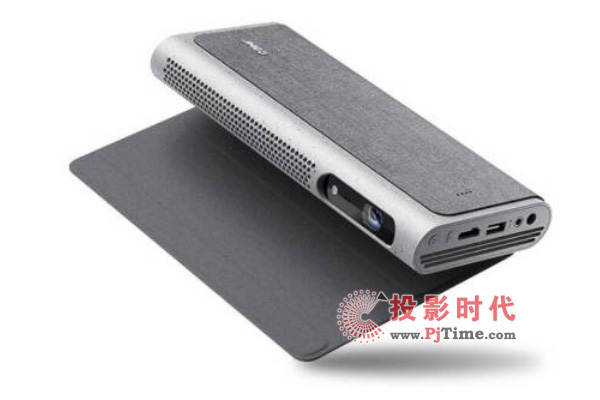 堅(jiān)果M7投影儀