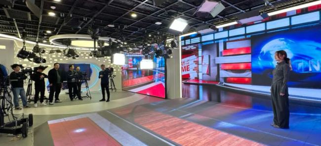 ЏVXRʽ̌WrĻ33ñbչʢ