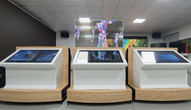 LEOX���I�@�ˡ�͸��OLED�����@ʾ�����İ����ϼ�