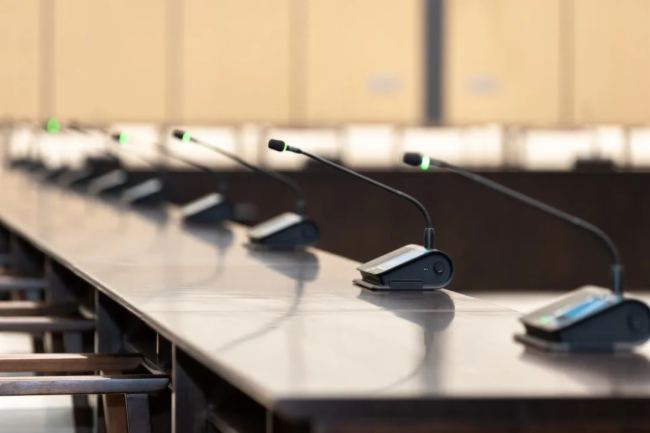 SHURE`ЧO(sh)úεğoӑϵy(tng)עУ