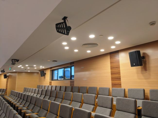 ezacoustics賦能華東政法大學緣法廳,助力打造法律學子的聲音殿堂!