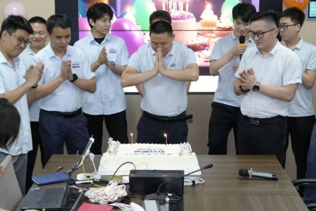 ^M(jn)ʮһdƵZ | ҕͨƼ11cAMeУ