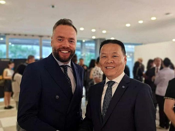 銘記歷史,共筑和平 | 深圳臺電董事長周慶東受邀出席聯合國“和平的回響”人文盛典